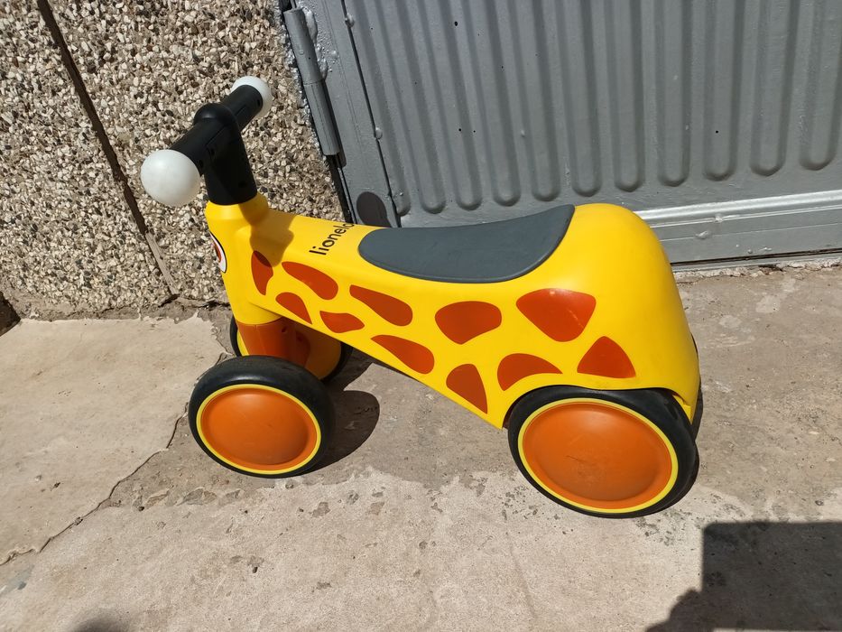 Детско колело за баланс SAMMY Lionelo