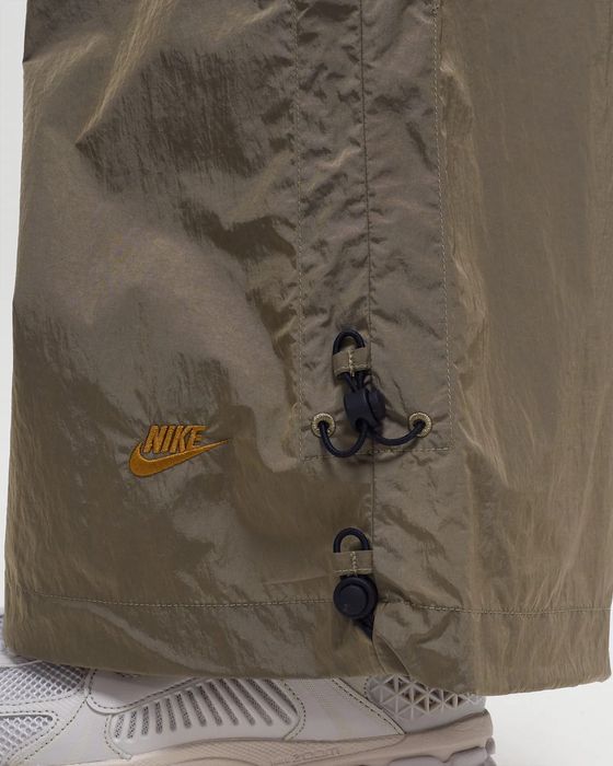 Дамско долнище/панталон Nike Tech Pack Repel - размер S/M