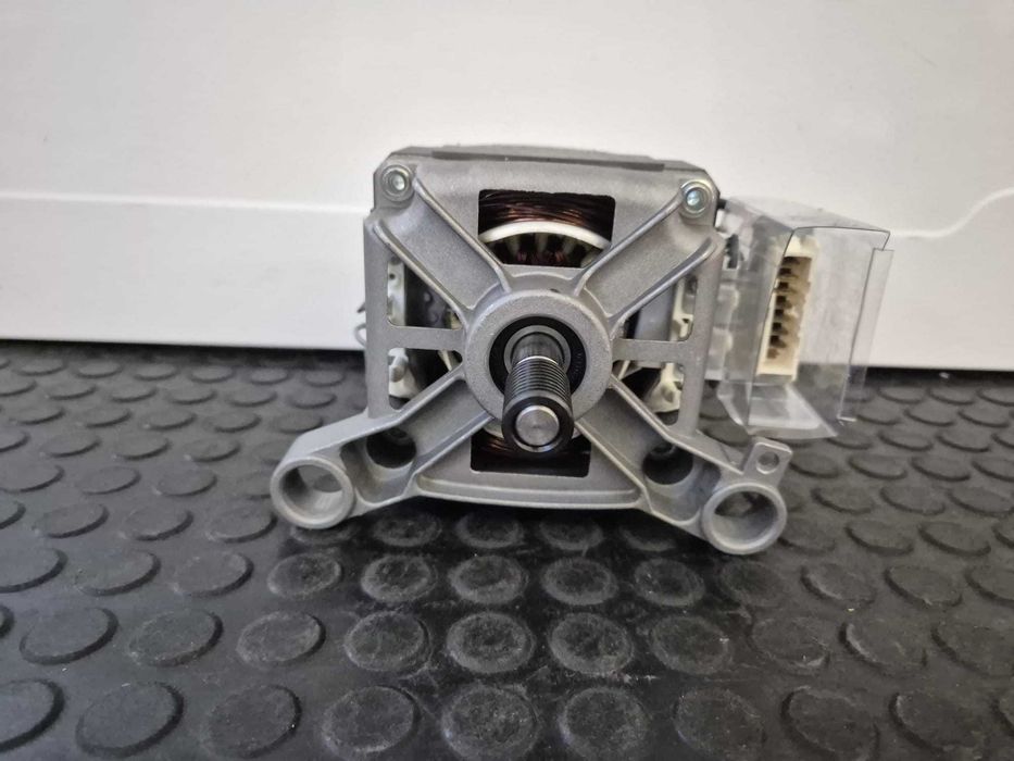 Motor 7 pini masina de spalat Arctic Beko Tonlon DUM66-39 2841290100, produs Nou , compatibilitate extinsa