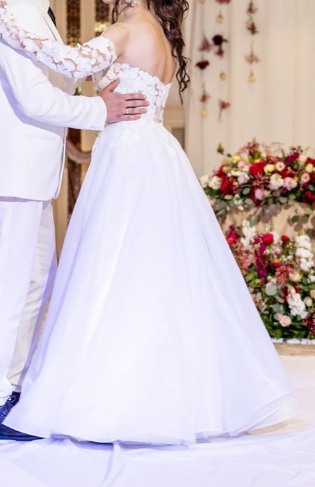 Булчински рокля Eira 
Designer: Natalia Romanova