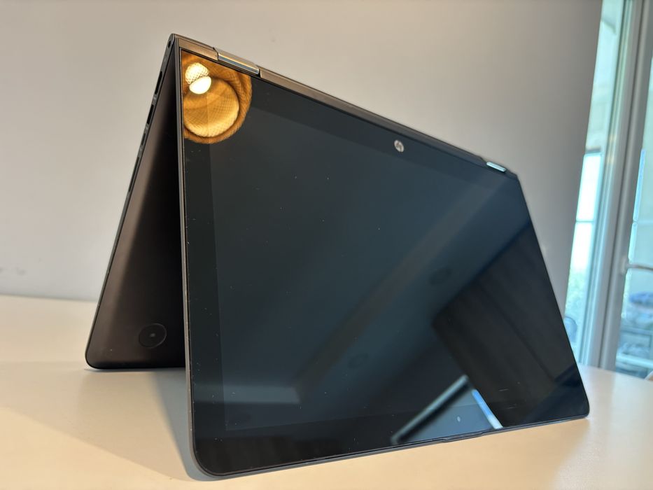 Laptop HP Envy rabatabil 1TB memorie
