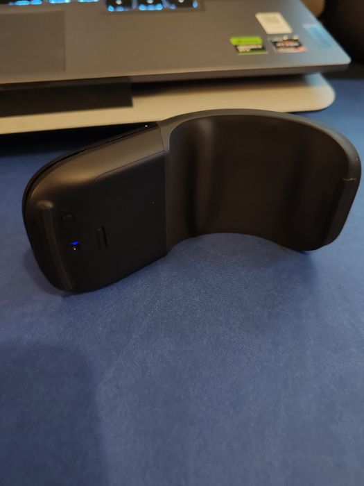 Microsoft Surface Arc Mouse