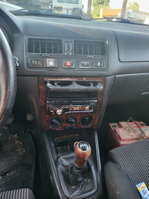 Бора 2.0 бензин НА ЧАСТИ