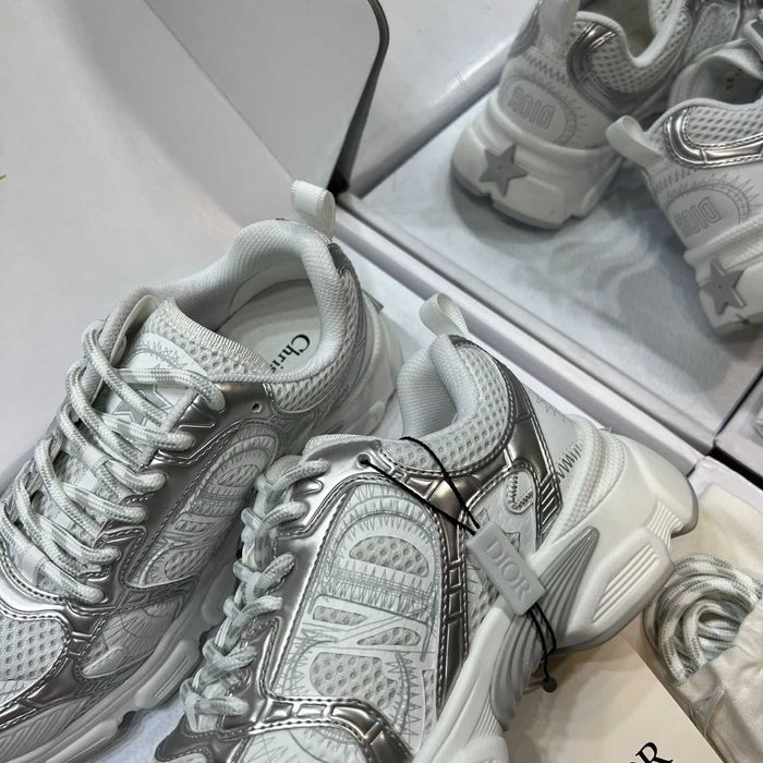 Adidasi Dior Crono piele naturala premium prezentare completa