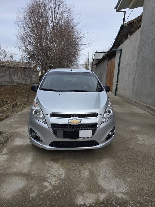 Продам срочно Спарк