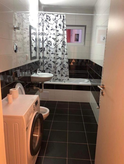 Inchieriez apartament zona Coresi 2 camere
