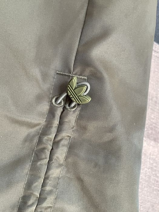 Adidas originals pantaloni evazati culoarea Olive