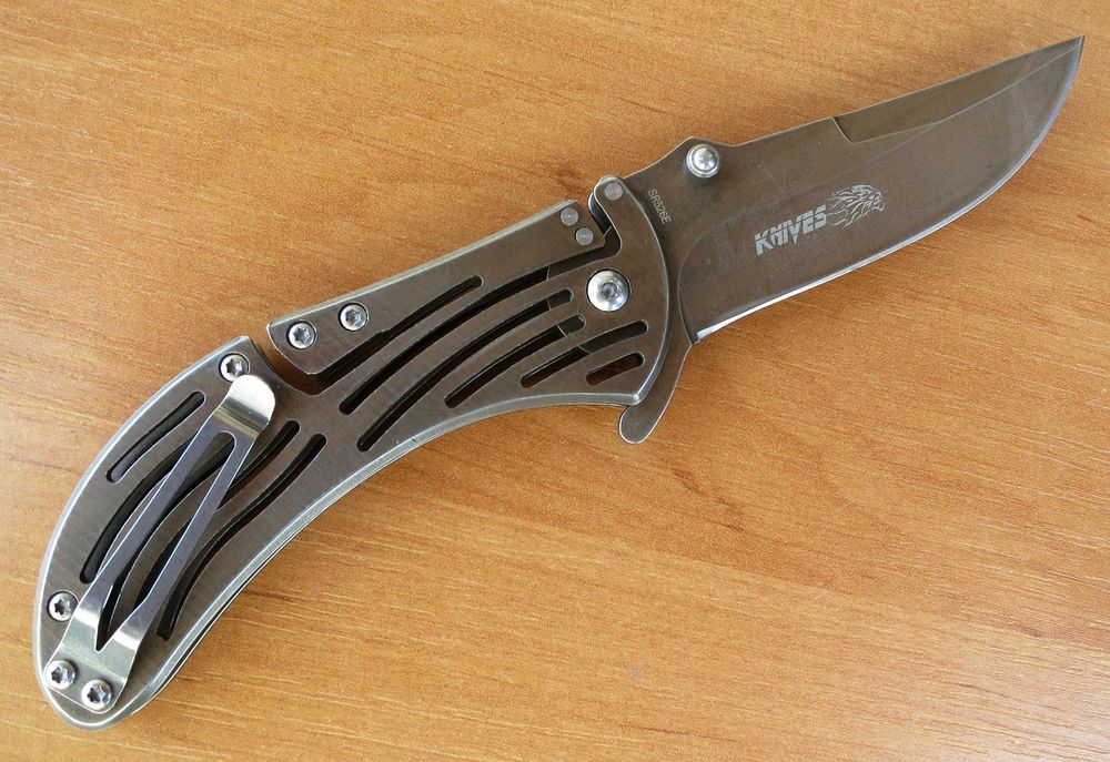 Сгъваем нож KNIVES SR526E
