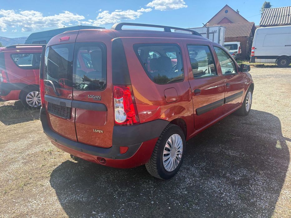 Dacia Logan MCV 1,6 mpi. 7 locuri. Klima