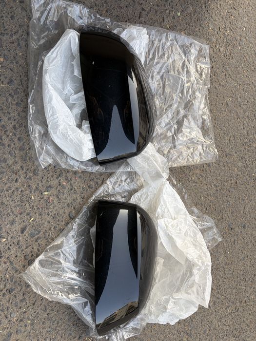 Продаю крышку на Бокавое стекло BMW X5 G05 G06 X6 G07 X7 Оригинал