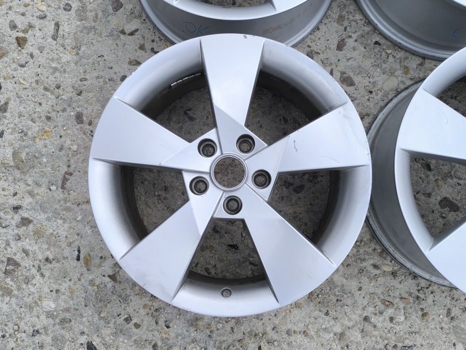 17 цола джанти за Skoda Octavia Denom