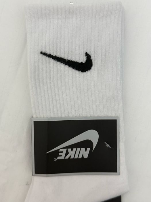 Продаю носки Nike белые