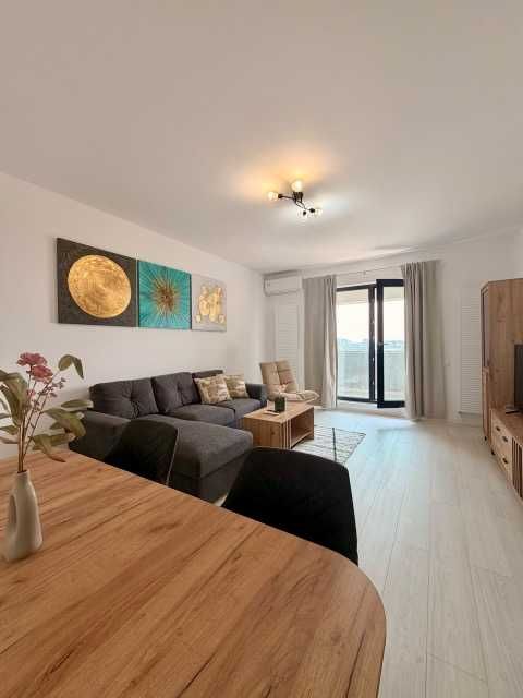 Apt 2 camere (nou) prima inchiriere / 2 locuri parcare subteran/ Preciziei Pacii