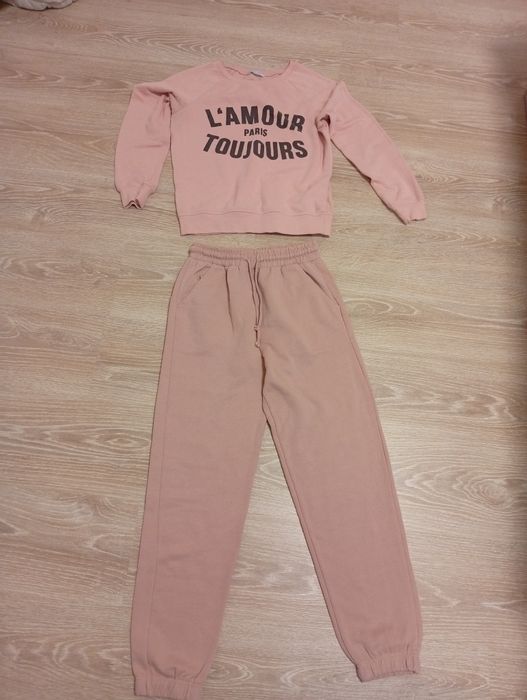 продавам дамски  комплекти