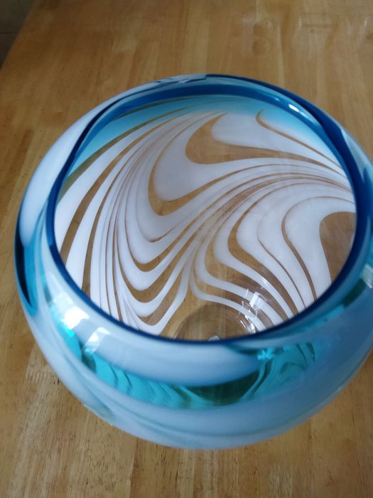 Ваза для цветов.