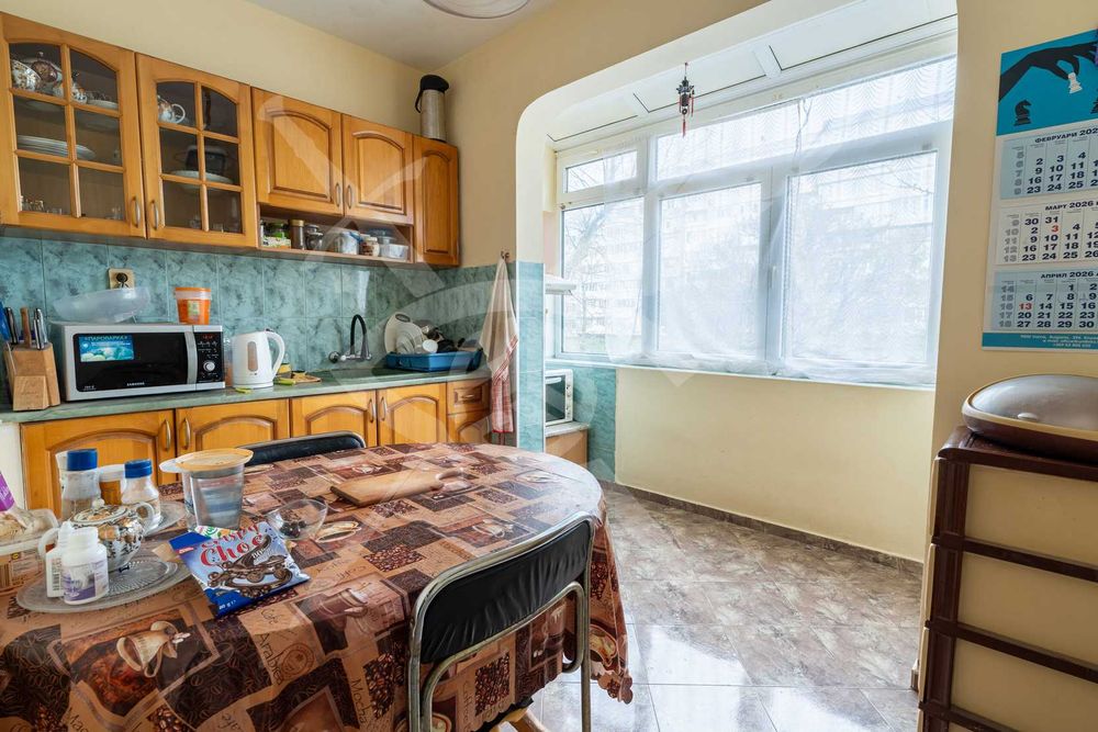 Продава се Тристаен апартамент в Варна, Младост 2 - 60 кв.м за 1190 €/кв.м - Снимка #4