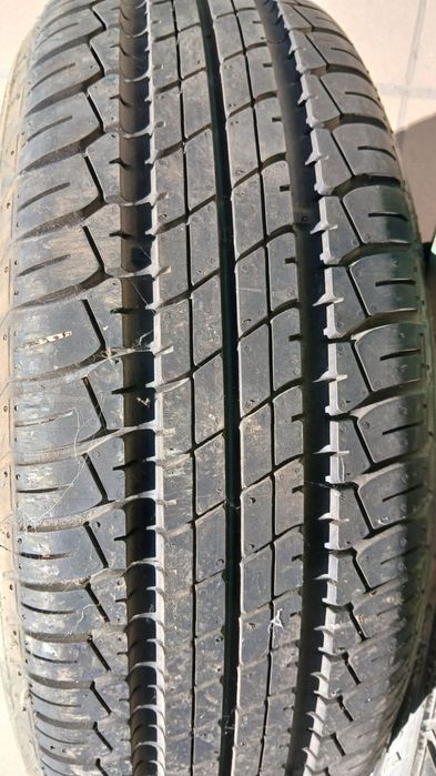 2 броя гуми 195/65 R15 с нови джанти
