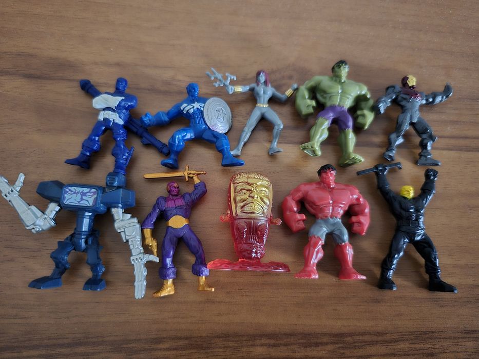 Марвел мини фигурки (Marvel 500) продават се в комплект!