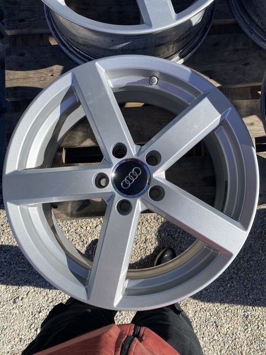 17 цола 5 х 112 мм Фолксваген , Ауди , Шкода , VW , Audi