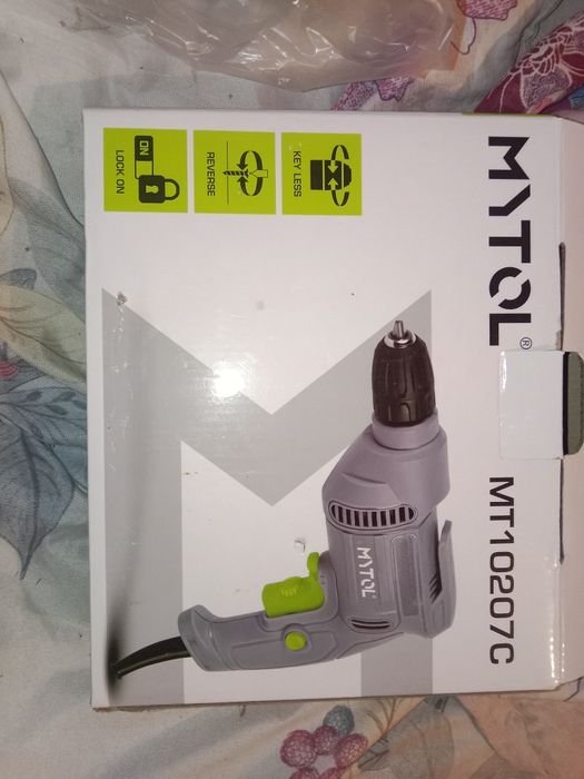 Электро дрель MT10207C