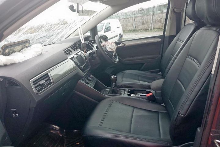 Dezmembrez Volkswagen VW Touran 2 [2015 - 2020] Minivan 1.6 TDI MT (1