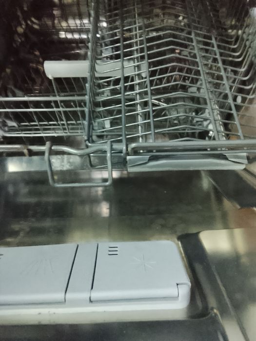 Аско съдомиялна на части