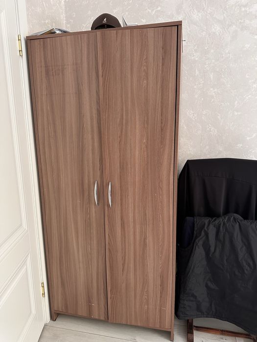 Продам шкаф офисный