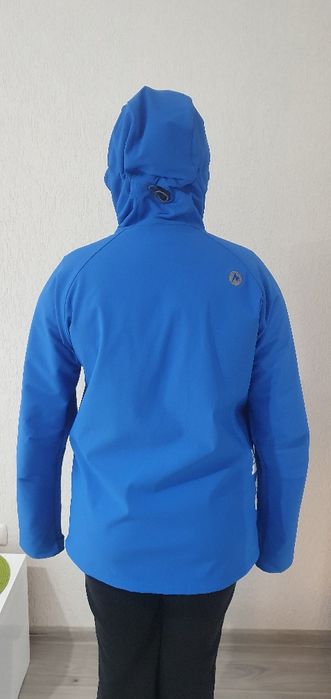 Vând geacă softshell