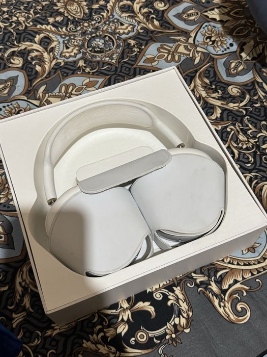 AirPods Max(почти новые)