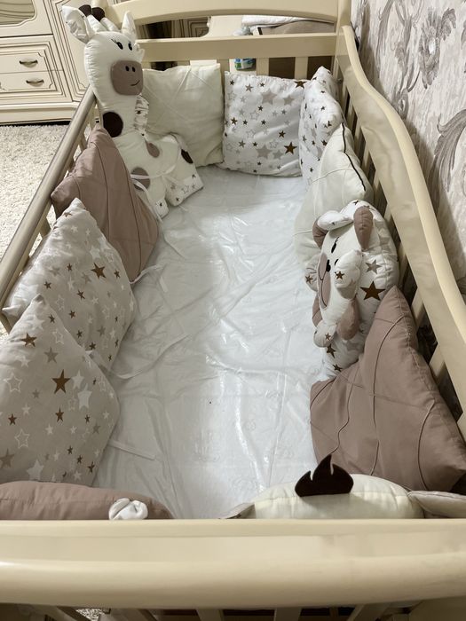 Детский манеж с матрасом