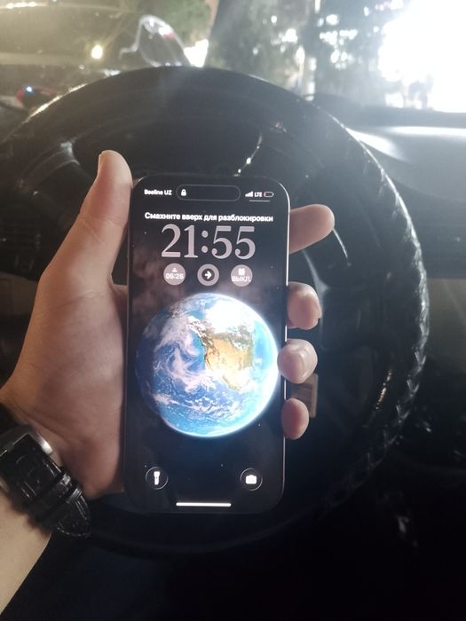 iPhone 16pro.    Ideal