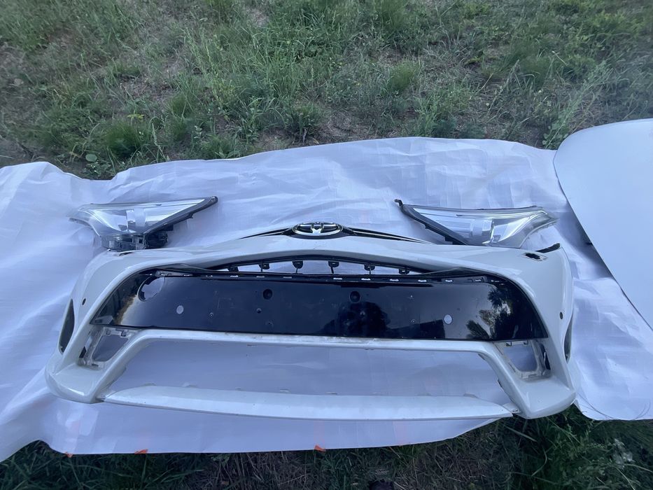 Faruri full led Toyota Avensis 2017 + bara