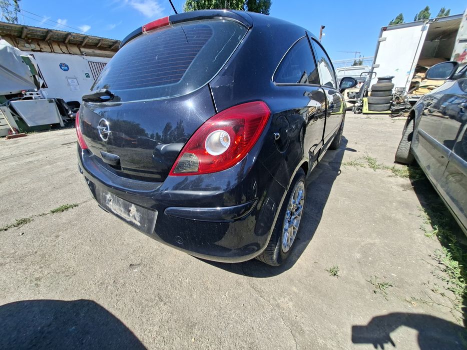 Dezmembrez Opel Corsa D 1.4B 2007 Z14XEP