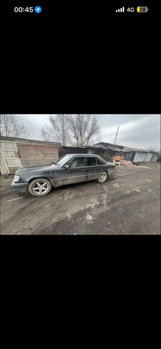 Продаётся мерседес 124.