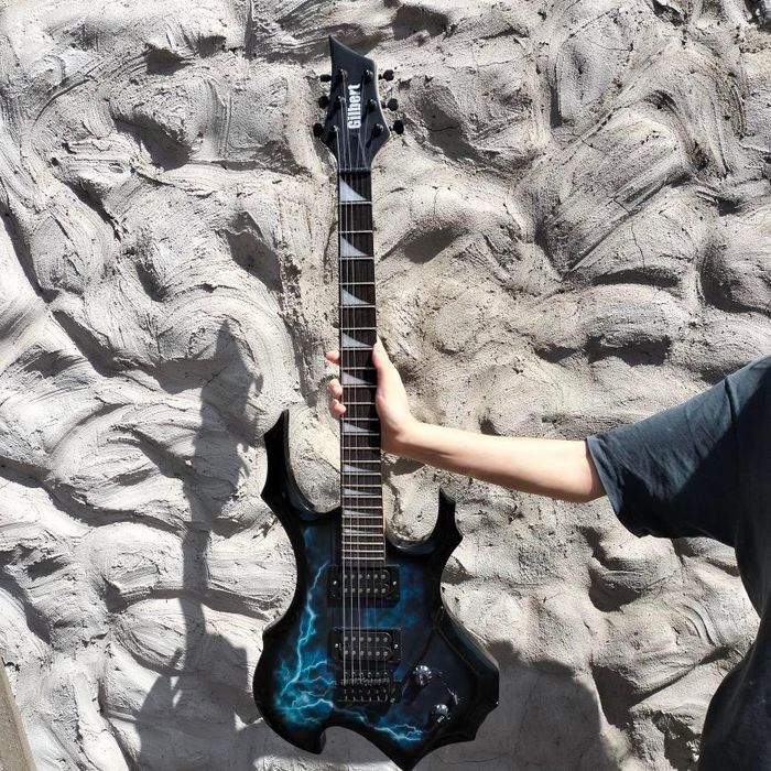 Продам электрогитару