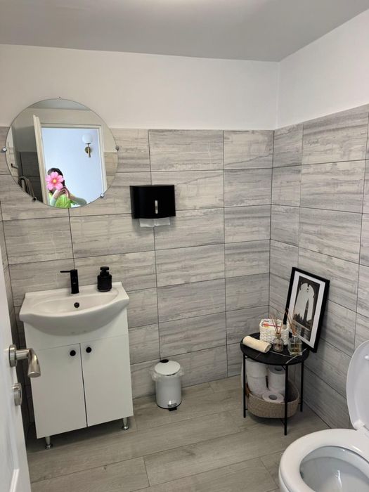 De inchiriat spatiu comercial