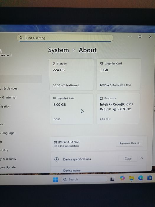 Vând PC + monitor TV