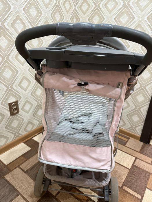 Продам каляску срочно