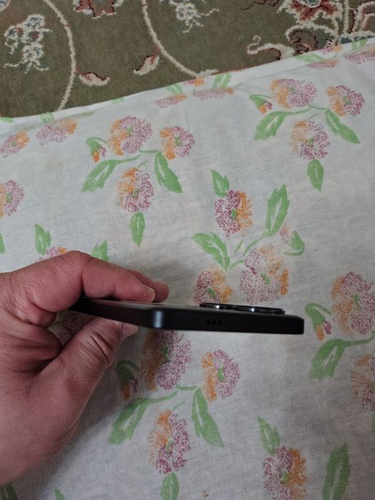 Poco F6 8/256 чёрный