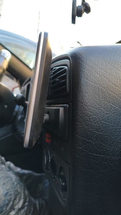 Продам автомагнитолу