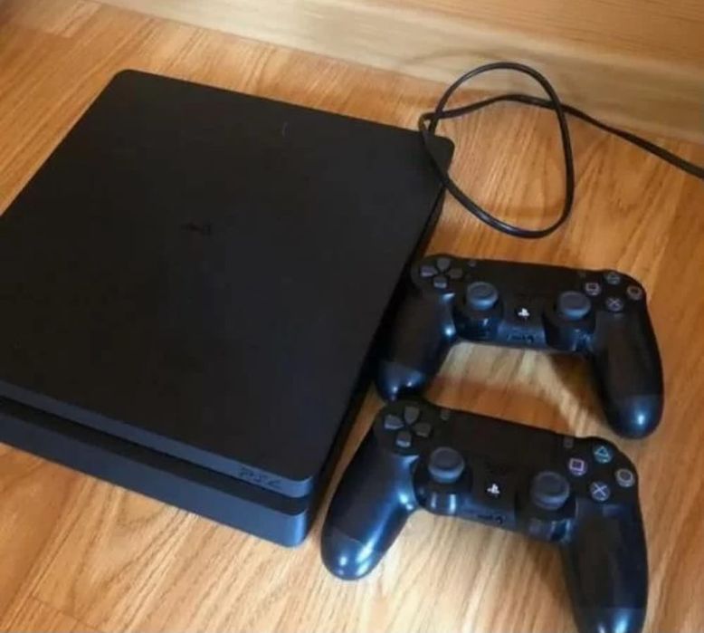 Sony playstation 4 slim 500gb