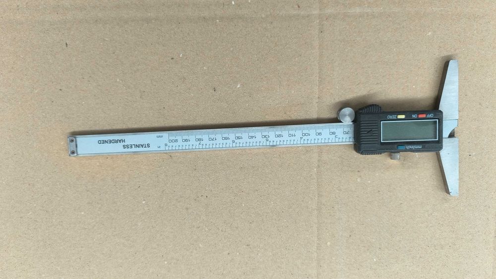 Subler digital de adancime 0-200mm x 100mm x 0.01mm