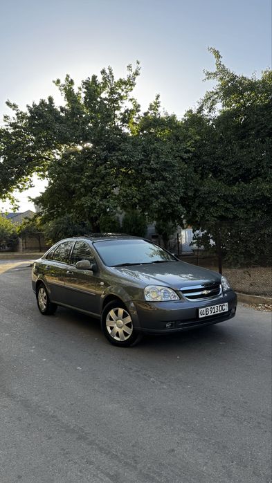 Lacetti 2013 ideal