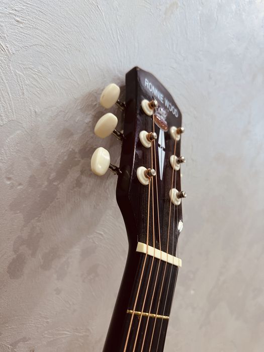 Гитара Акустика 38р