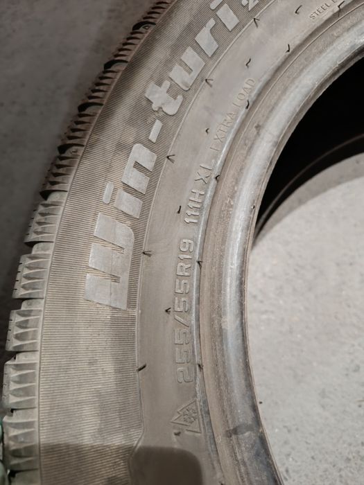 Продам 1 шт 255 55 R19