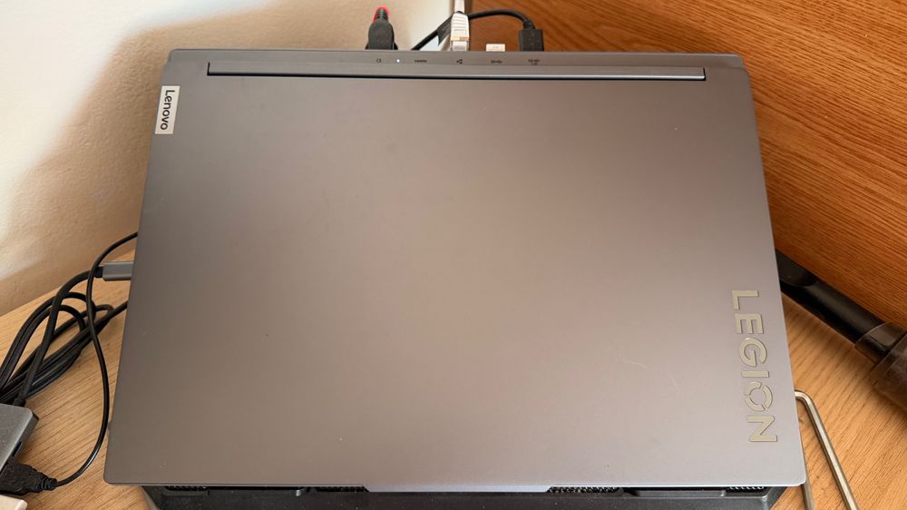 Laptop Gaming Lenovo Legion RTX 4070 8GB/ Ryzen 7 / 16 GB RAM / SSD 512 GB