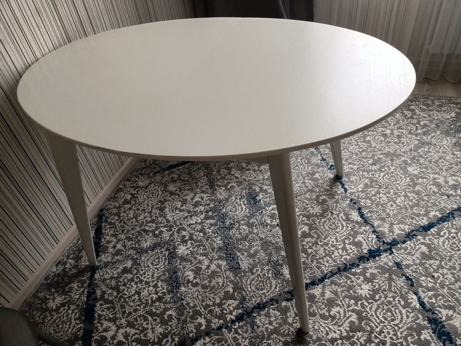 Продам стол кухонный !