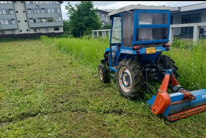 Vînd tractor Iseki landhope 217