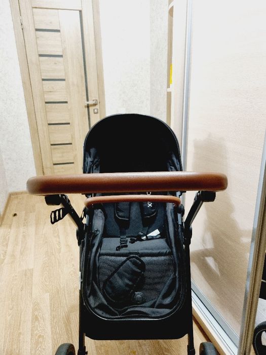 Продам каляску Tomix