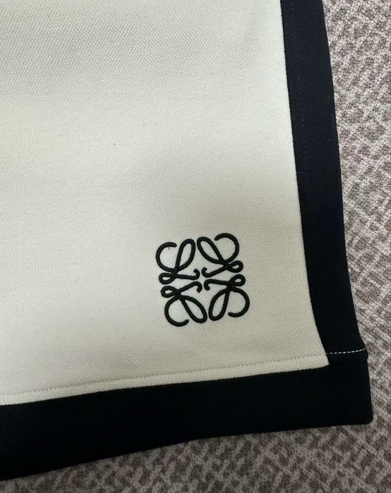 Pantaloni Scurți Loewe  Alb/Negru Calitate Premium  White/Black [Verificare Colet] Short Bermude